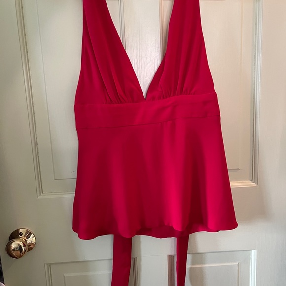 Sleeveless Blouse with Tie - Picture 5 of 7